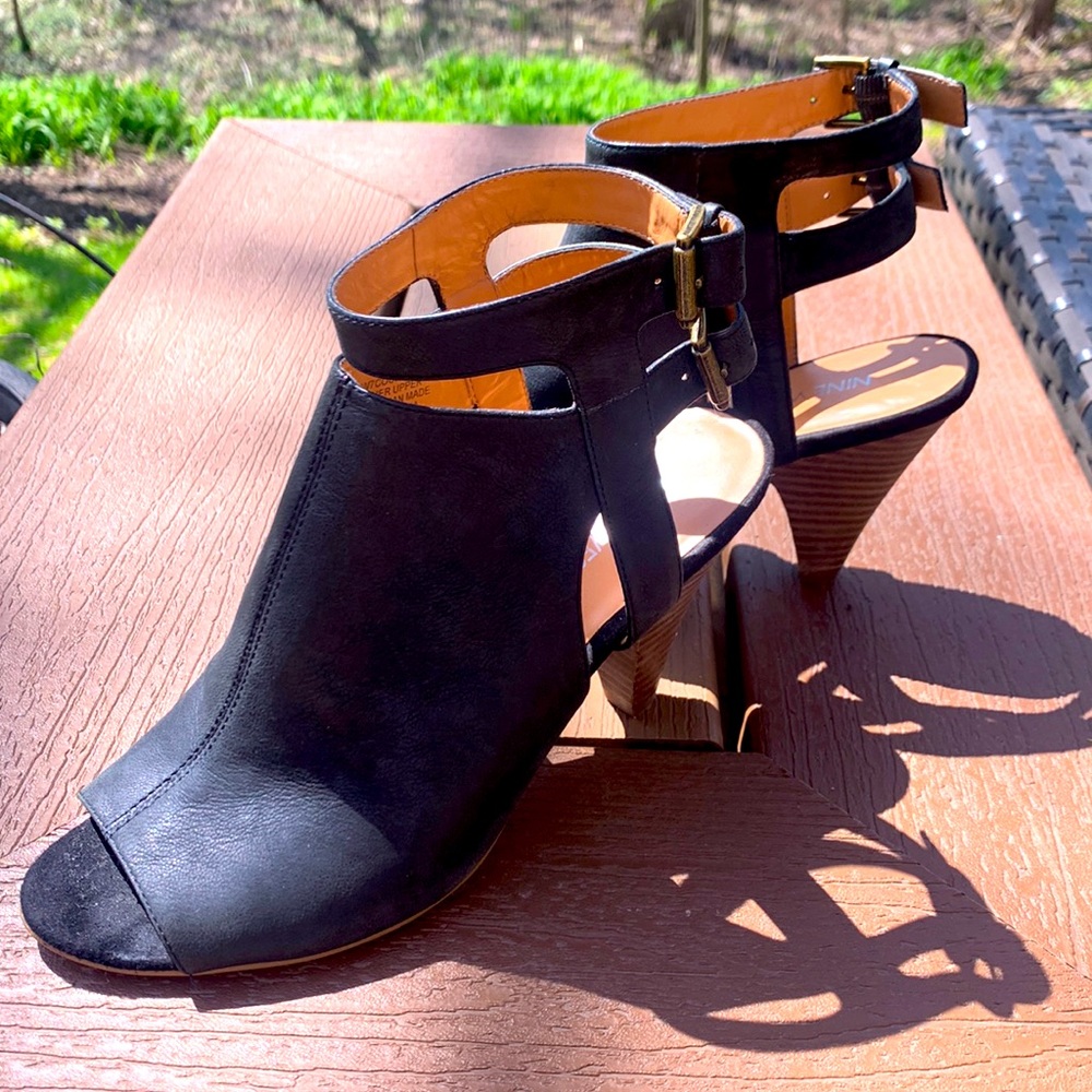 Nine West Black Peep Toe Heels